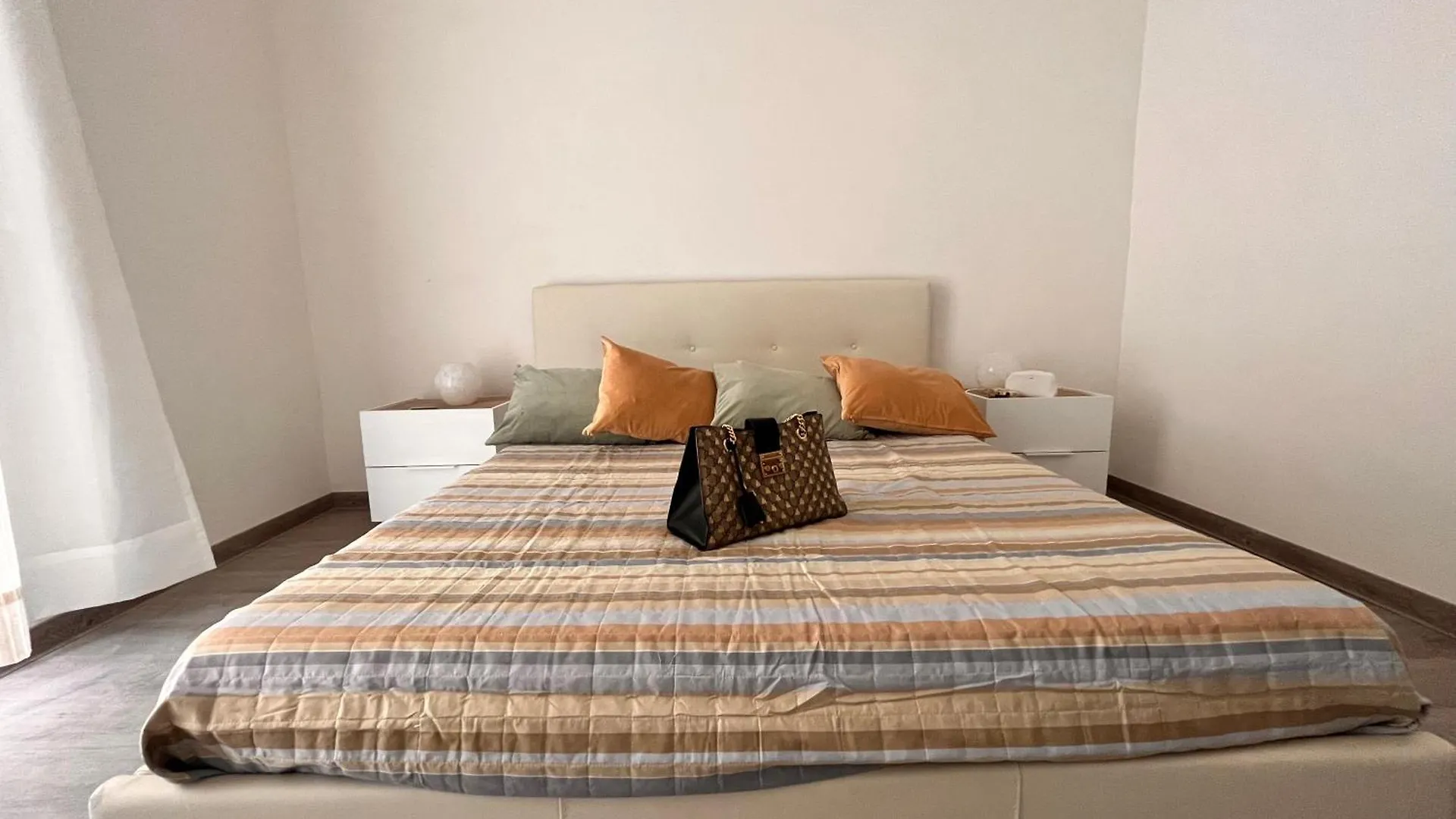 Roma Erre Apartment